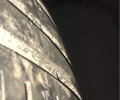 selling tires with rim (need gone ASAP) - Image 9/10