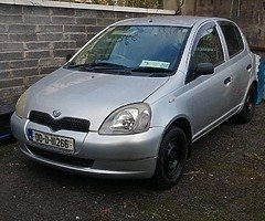 2000 yaris vitz