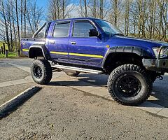 1999 Toyota Hilux