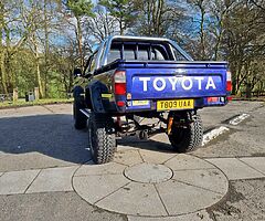 1999 Toyota Hilux - Image 4/10