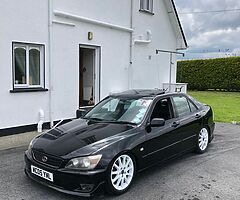 Lexus is200 2005 - Image 7/7
