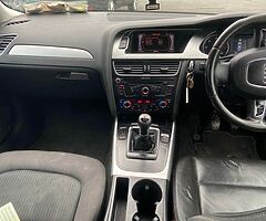 Audi A4￼
