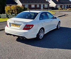 2010 Mercedes-Benz C-Class - Image 4/10