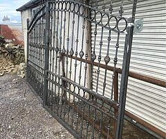 Gates&raillings