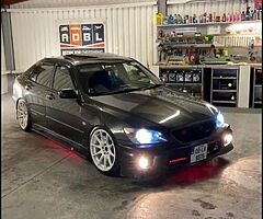 Is200 - Image 3/3