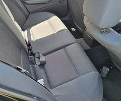 E46