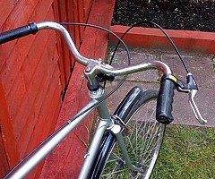 Triumph gents bicycle - Image 5/9