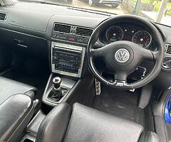 2003 Volkswagen Golf - Image 9/10