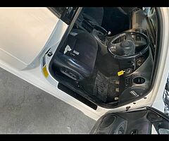 Lexus IS200 - Image 8/10