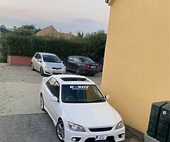 Lexus IS200 - Image 9/10