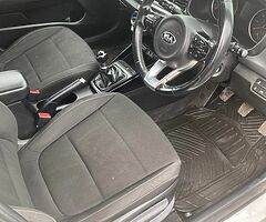 2017 Kia Rio 2 - Image 7/10
