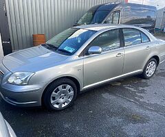 Toyota avensis Luna