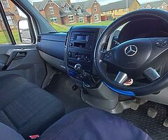 2014 Mercedes-Benz Sprinter - Image 10/10