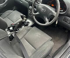 Toyota Avensis D4D - Image 5/8