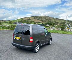 2011 Volkswagen  Caddy - Image 4/9