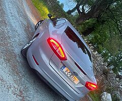 1.6 2011 Ford mondeo