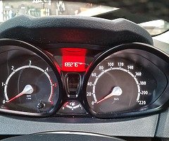 Ford Fiesta 1.4 tdci - Image 5/7