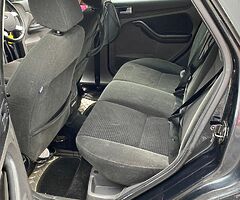 Ford Focus Ghia 1.6 - Image 10/10