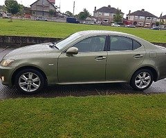 LEXUS IS 220, NO TAX OR NCT, CAR ON THE BUTTON AND DRIVING PERFECT. - Image 4/10