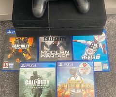 PS4 + 5 games
