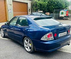 Lexus is200 - Image 5/6