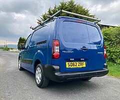 2012 Peugeot Partner