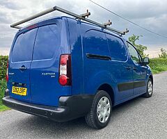 2012 Peugeot Partner - Image 4/10