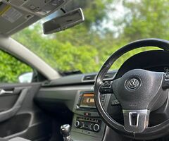 Vw Passat Estate 2.0TDI Uk spec rev cam - Image 6/8