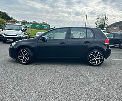 2010 Volkswagen Golf - Image 3/10