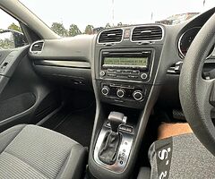 2010 Volkswagen Golf - Image 9/10