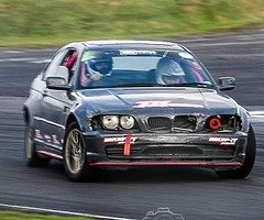 325i