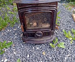 quick sale Stanley oil stove In very good good condition