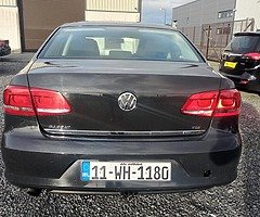 VW Passat 1.6 - Image 4/9