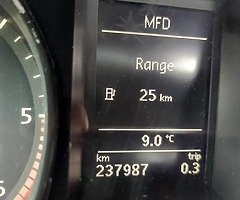 VW Passat 1.6 - Image 7/9