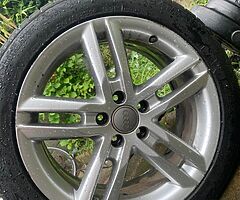 R18 245/45