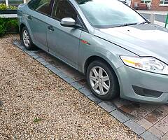 Ford Mondeo petrol