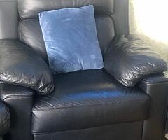 Black sofa like new