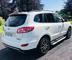2012 Hyundai Santa Fe premium 4x4