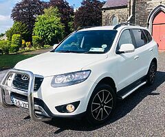 2012 Hyundai Santa Fe premium 4x4 - Image 8/10