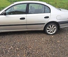 00 toyota avensis - Image 10/10