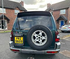 2002 Mitsubishi Shogun