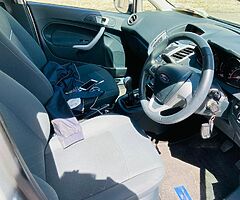 FORD FIESTA 2012 ONLY 36k MILES €6900 READ ADD!!!!!!!! - Image 6/10