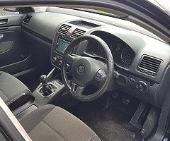 2010 Volkswagen jetta 1.6 tdi - Image 4/5