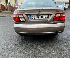 Nissan almera