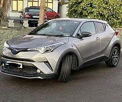 Toyota CH-R Hybrid 192 - Image 7/7