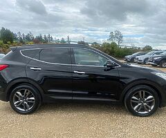 2015 Hyundai Santa Fe - Image 4/10
