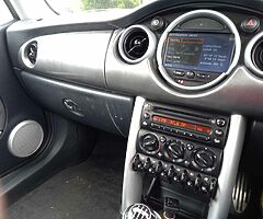 2005 MINI Cooper - Image 8/10