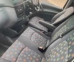 Mercedes Vito 115 CREWCAB 333€ tax Facelift