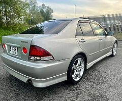 2000 Toyota altezza