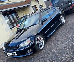 2005 Lexus IS 200